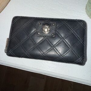 Marc Jacobs Quilted Zip Around Wallet RARE